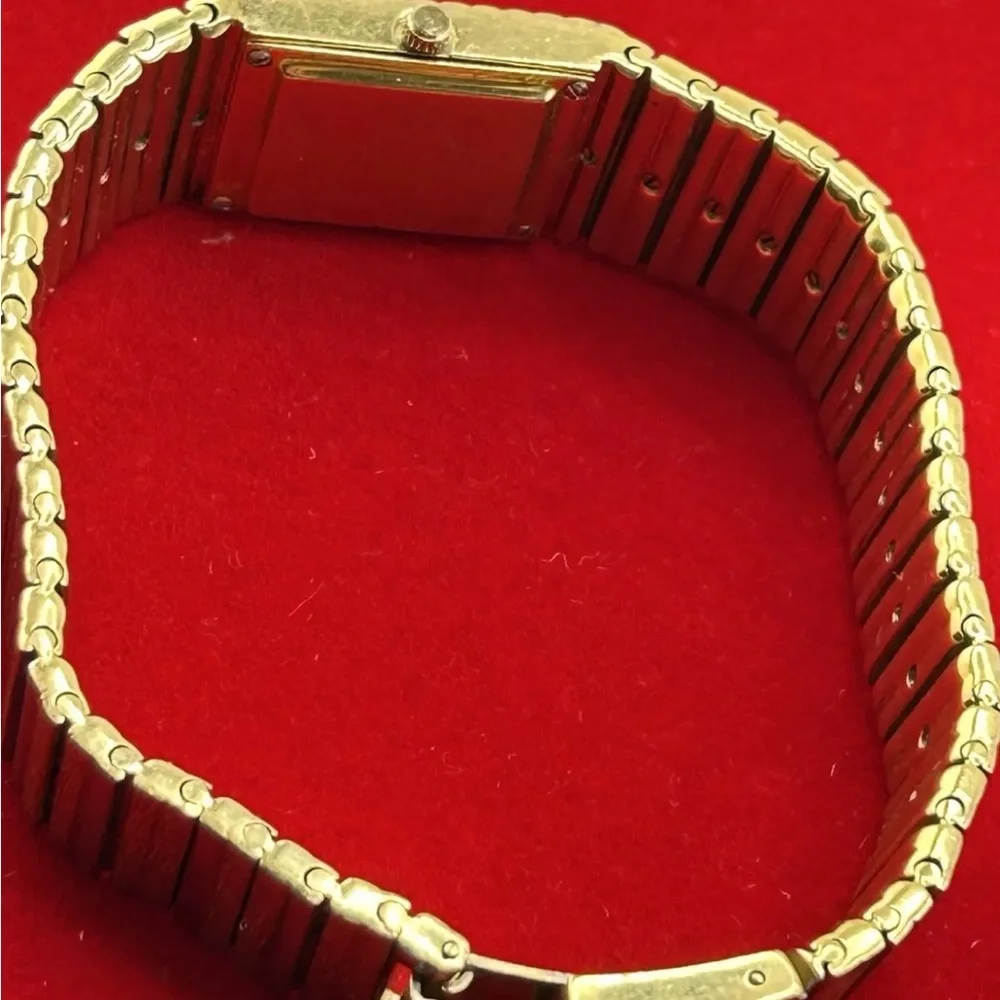 Vintage Raymond Weil 18k Gold Plated #158 running